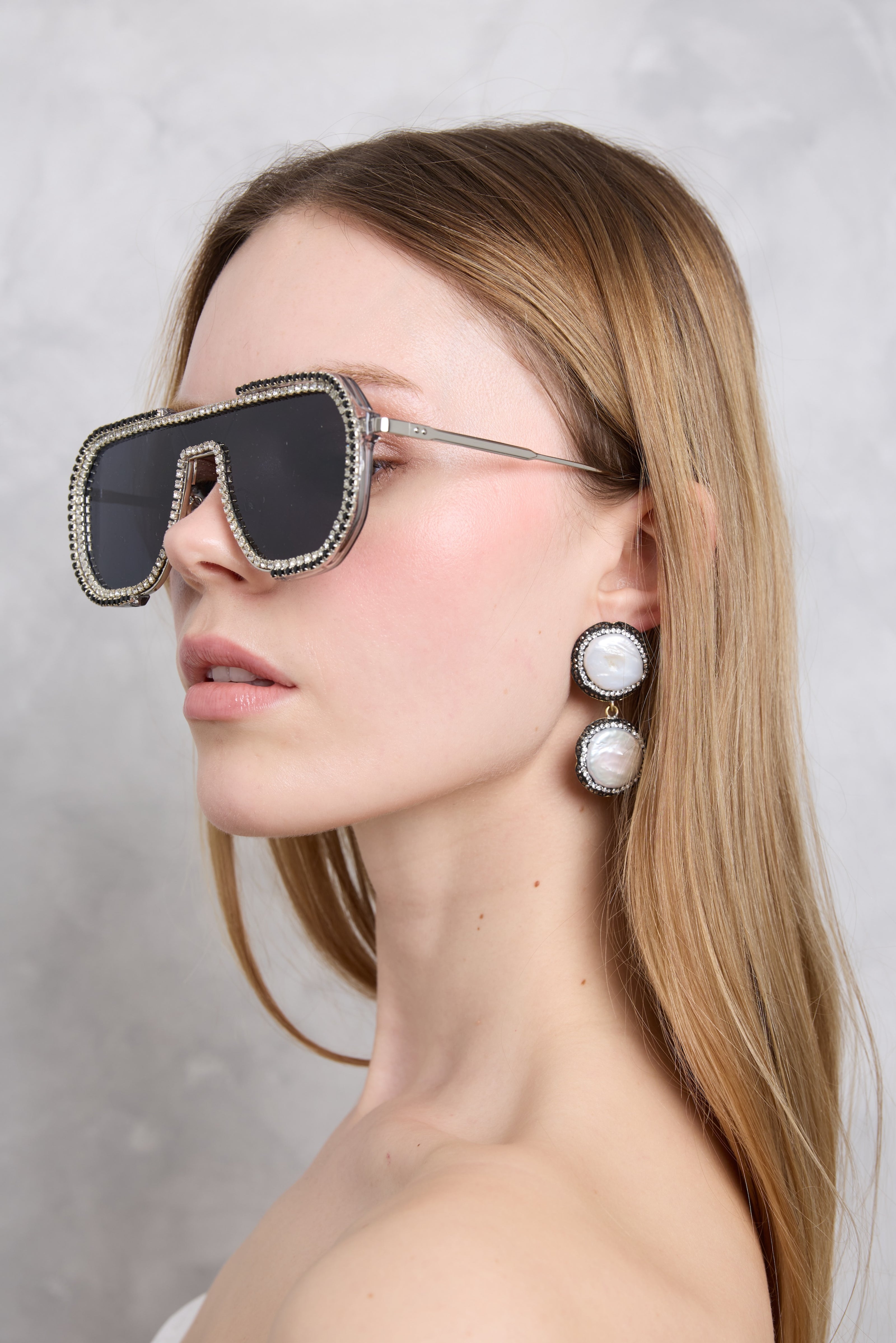 Lumin Black Sunglasses